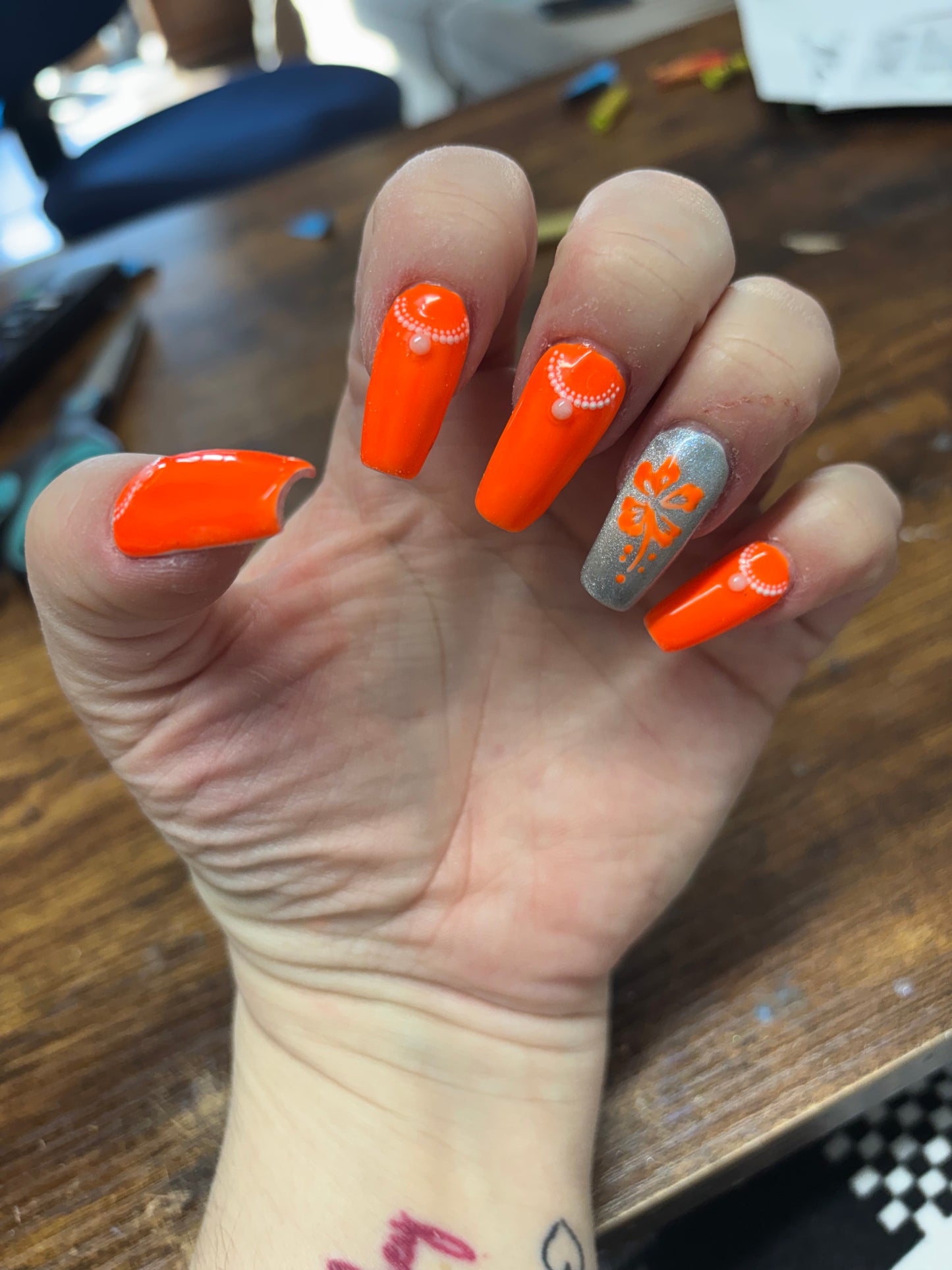 Hibiscus Accent